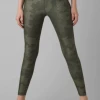 Prana Layna 7/8 Legging Sage Camo 2 Prana Layna 7/8 Legging Sage Camo