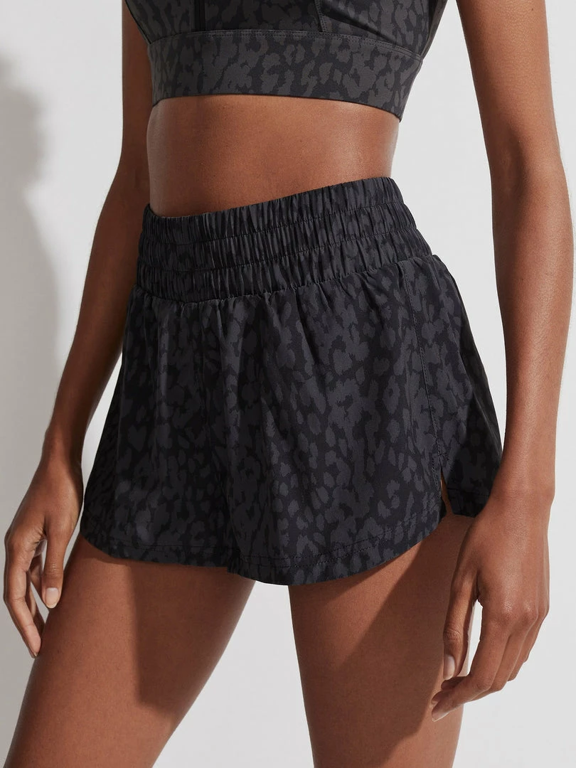 Varley Kallin Running Short Shadow Animal 3 Varley Kallin Running Short Shadow Animal