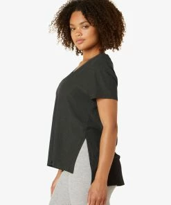 Beyond Yoga Split Up Tee Darkest Night