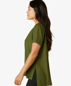 Beyond Yoga Split Up Tee Deep Olive