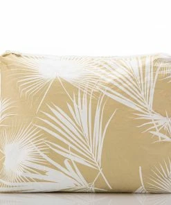 Aloha Collection MAX Day Palms White On Sand