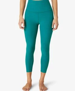 Beyond Yoga High Waisted Capri Bay Blue Heather
