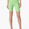 Beyond Yoga Heather Rib Bike Short Pistachio
