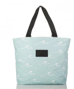 Aloha Collection White On LeMu Blue Seaside Day Tripper