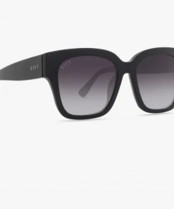 Diff Eyewear Bella II Black Grey Gradient Sharp